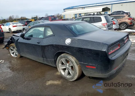 2017 Dodge Challenger Sxt z USA, uszkodzony, nr VIN 2C3CDZAG8HH626179